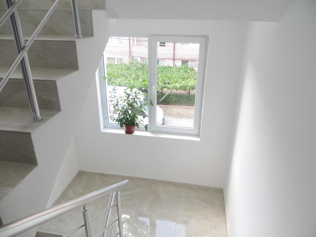 Emona Apartment Burgas Extérieur photo