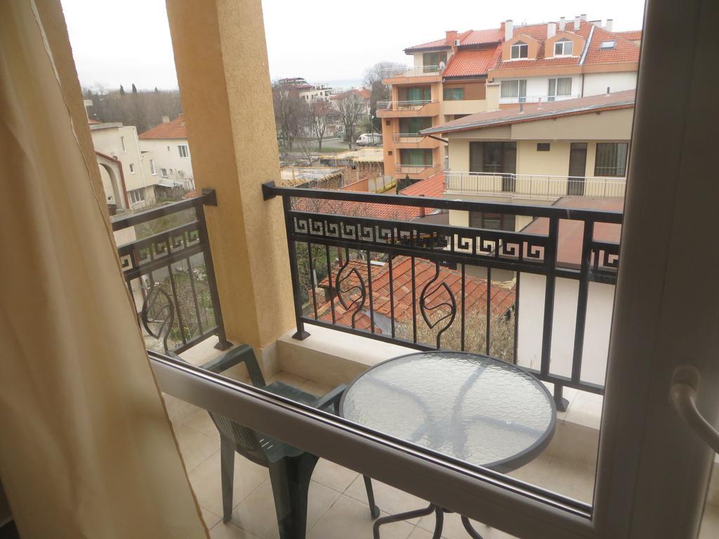 Emona Apartment Burgas Extérieur photo