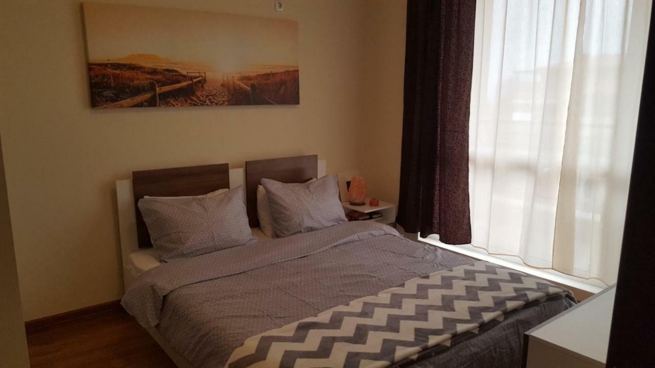 Emona Apartment Burgas Extérieur photo